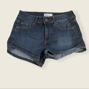 SO dark denim shorts size:7